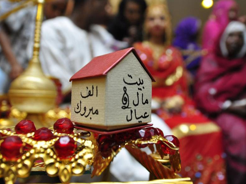 اضغط لمشاهده الفيديو: حفل زفاف سوداني يثير الجدل بسبب جرأة العروسين!